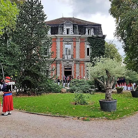 Chateau Lambert Moulinsart Hotel, Shuttle Airport, Long Term Parking, Snooker, Large Terrasse, Dinner, Breakfast Hotel *