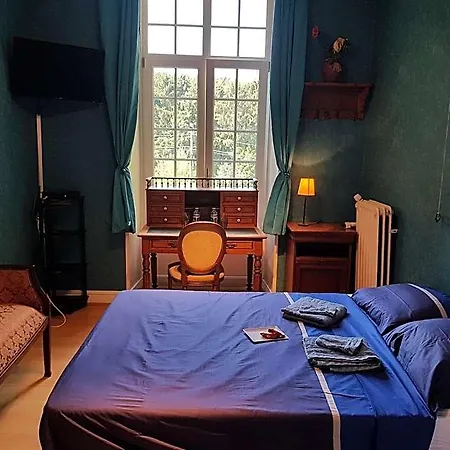 Chateau Lambert Moulinsart Hotel, Shuttle Airport, Long Term Parking, Snooker, Large Terrasse, Dinner, Breakfast Hotel *
