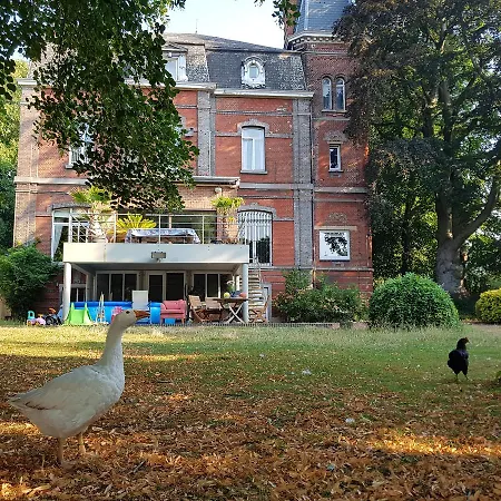 Chateau Lambert Moulinsart Hotel, Shuttle Airport, Long Term Parking, Snooker, Large Terrasse, Dinner, Breakfast Отель