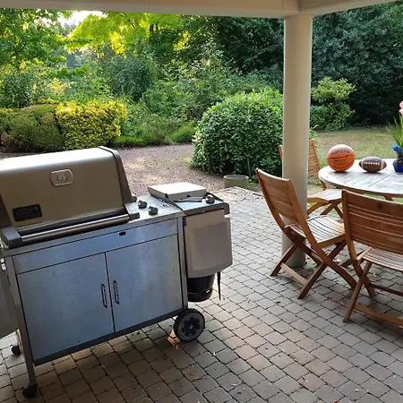 Chateau Lambert Moulinsart Hotel, Shuttle Airport, Long Term Parking, Snooker, Large Terrasse, Dinner, Breakfast *
