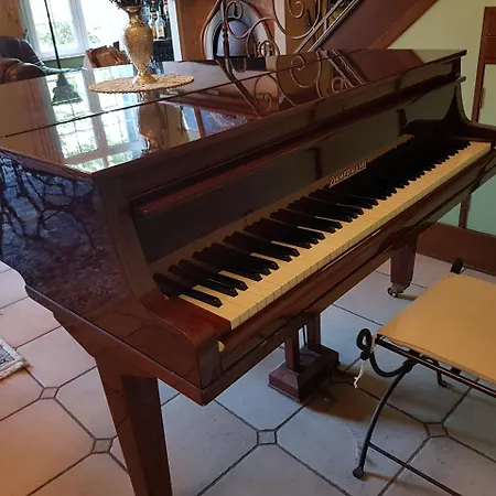 Chateau Lambert Moulinsart Hotel, Shuttle Airport, Long Term Parking, Snooker, Large Terrasse, Dinner, Breakfast