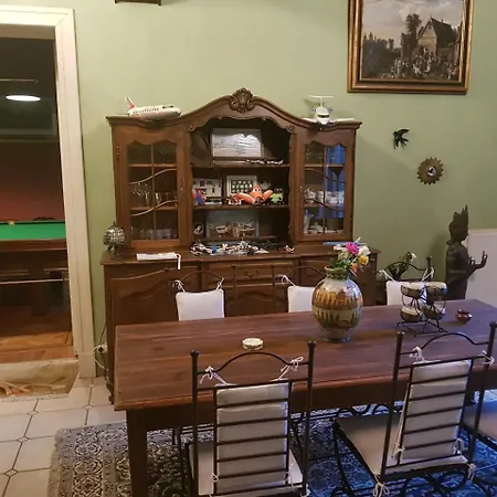 Chateau Lambert Moulinsart Hotel, Shuttle Airport, Long Term Parking, Snooker, Large Terrasse, Dinner, Breakfast *