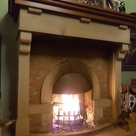 Chateau Lambert Moulinsart Hotel, Shuttle Airport, Long Term Parking, Snooker, Large Terrasse, Dinner, Breakfast Charleroi