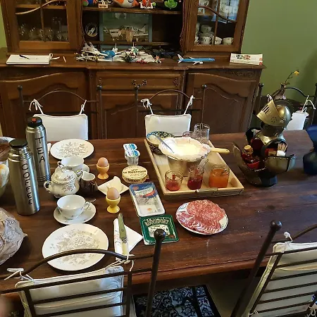 Hotel Chateau Lambert Moulinsart Hotel, Shuttle Airport, Long Term Parking, Snooker, Large Terrasse, Dinner, Breakfast *