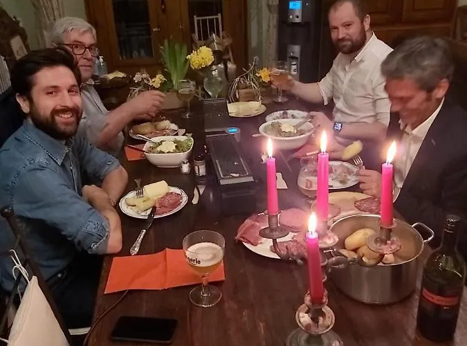 Château Lambert Hotel-resto-parking-shuttle, A 1 Ha Oasis At 8 Min From Crl Airport Without Any Noise Hotel Charleroi