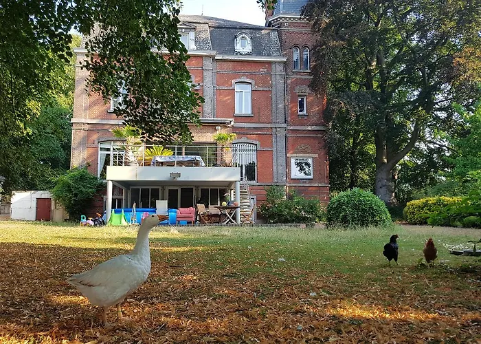 Château Lambert Hotel-resto-parking-shuttle, A 1 Ha Oasis At 8 Min From Crl Airport Without Any Noise Hotel