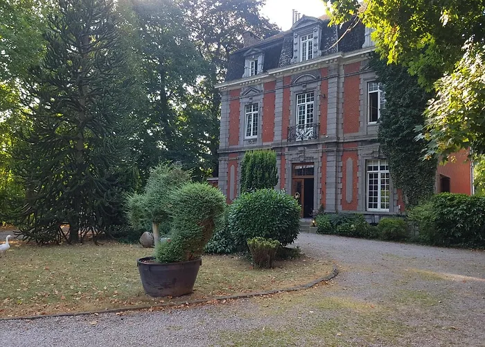 Hotel Château Lambert Hotel-resto-parking-shuttle, A 1 Ha Oasis At 8 Min From Crl Airport Without Any Noise Charleroi
