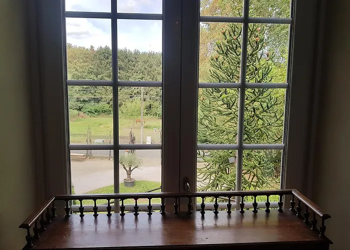 Château Lambert Hotel-resto-parking-shuttle, A 1 Ha Oasis At 8 Min From Crl Airport Without Any Noise Hotel