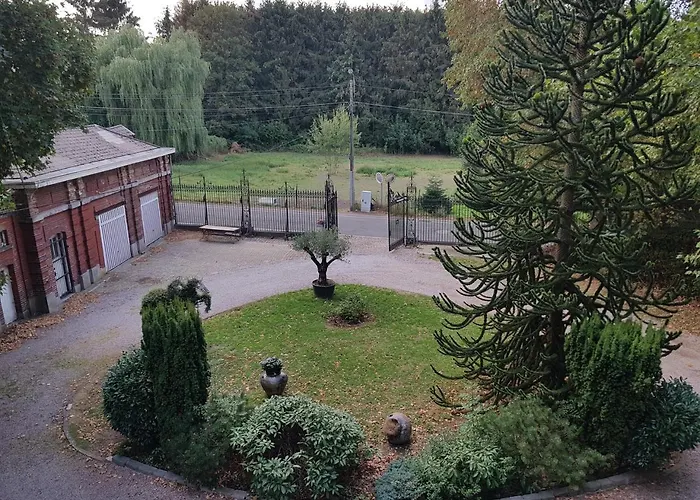 Hotel Château Lambert Hotel-resto-parking-shuttle, A 1 Ha Oasis At 8 Min From Crl Airport Without Any Noise *