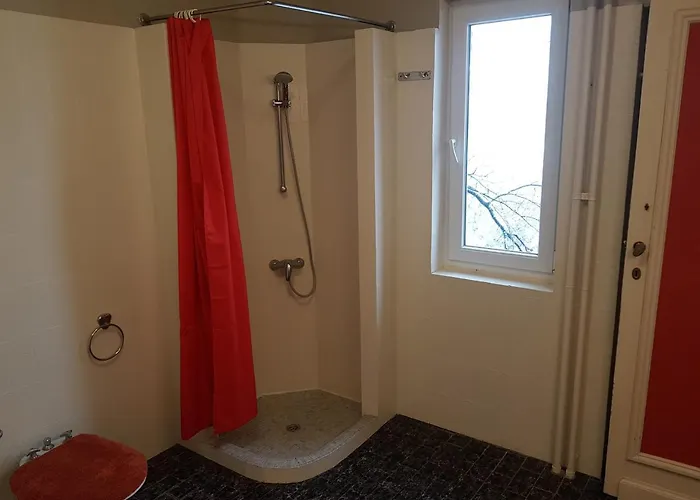 Château Lambert Hotel-resto-parking-shuttle, A 1 Ha Oasis At 8 Min From Crl Airport Without Any Noise Hotel *