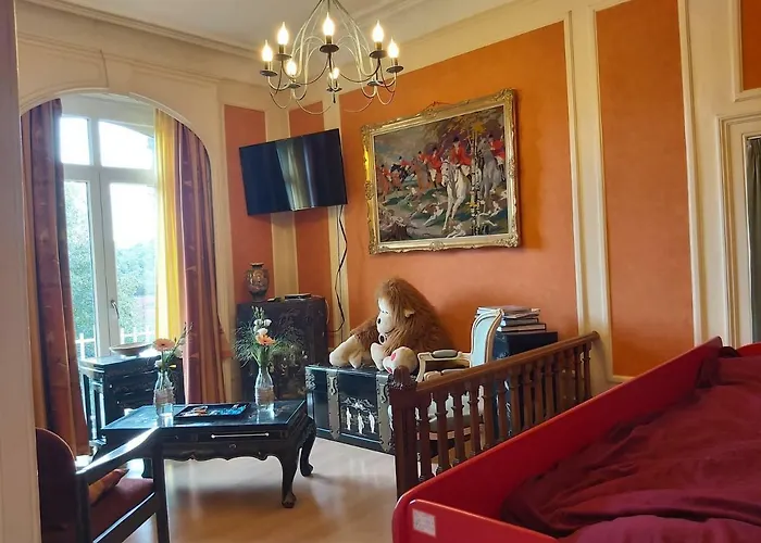 Hotel Château Lambert Hotel-resto-parking-shuttle, A 1 Ha Oasis At 8 Min From Crl Airport Without Any Noise *