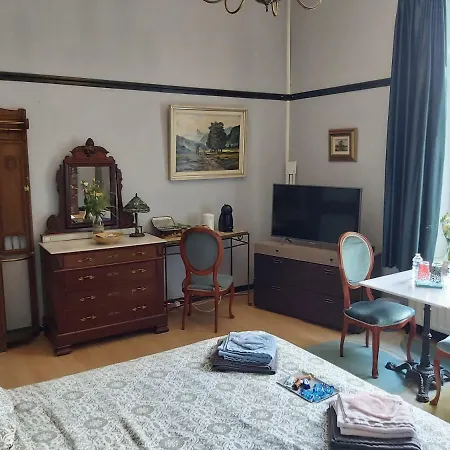 Chateau Lambert Moulinsart Hotel, Shuttle Airport, Long Term Parking, Snooker, Large Terrasse, Dinner, Breakfast Hotel *